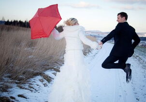 Winterhochzeit mit freier Trauung im Bayerischen Wald