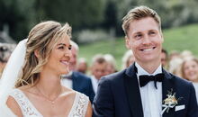 Brautpaar in der freien Trauung Eventstadl Seiseralm