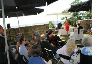 Burg Lichtenberg bei Oberstenfeld Hochzeit - freie Trauung Stuttgart