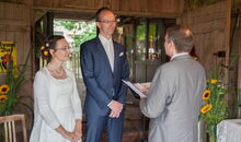 Trauungszeremonie in der Scheune des Kulturhofs Erpfenhausen bei Gerstetten mit Hochzeitsredner Markus Schäfler
