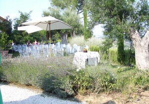 Trauung in Chiusi, Toskana, Italien