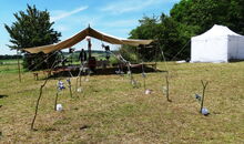Gartenhochzeit mit Trauung im Mittelalterzelt