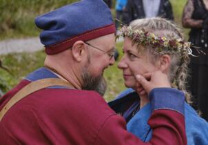 Wikingerliebe - schließt euren Ehebund in einer Wikingerhochzeit