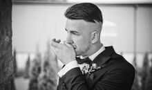 ein emotionaler Moment für den Bräutigam