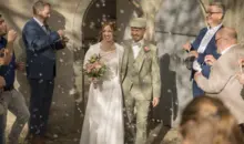 Auszug des Brautpaares bei der Hochzeit auf der Waldburg