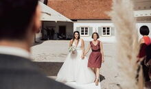 freie Trauung Schlossstuben Igling: Einzug der Braut