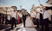 Trauungszeremonie am Schloss Igling - Auszug des Brautpaares