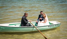 Seehaus Riederau Hochzeit: Im Ruderboot zur Trauzeremonie