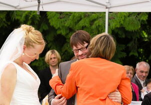 Traurednerin für die Schlossinsel Altfraunhofen