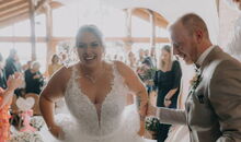 glückliches brautpaar lenderstuben balzhausen