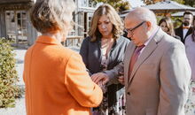 deutsch-amerikanische Traurednerin (wedding offciant) für deutsch-amerikanische Trauzeremonie