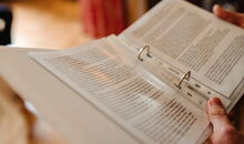 Traurednerin Silvia Schäfler für zweisprachige Trauung