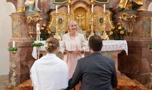 St. Leonhard Dietramszell: christliche freie Trauung gestaltet von freier Theologin Silvia Schäfler